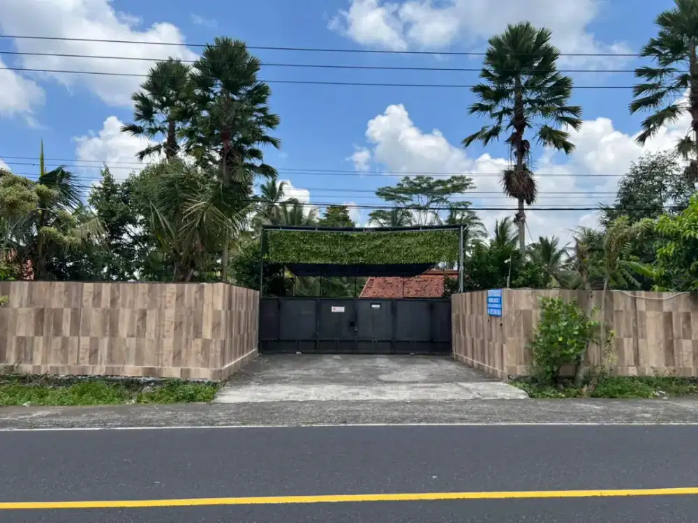 Di kontrakan rumah semi villa