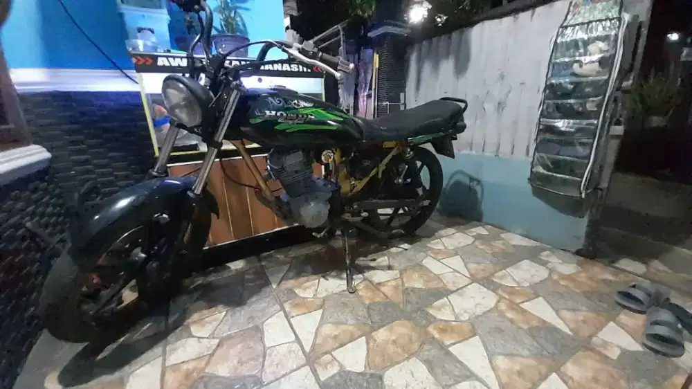 Jual motor gl pro 97
Yang penghobi