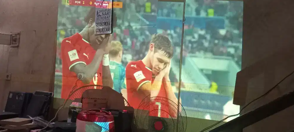 Proyektor normal masih segel cikarang cibitung tambun bekasi karawang