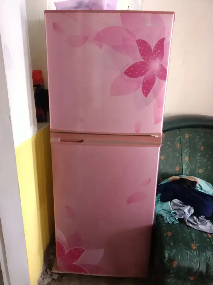 Kulkas Frezzer Sharp 2 Pintu