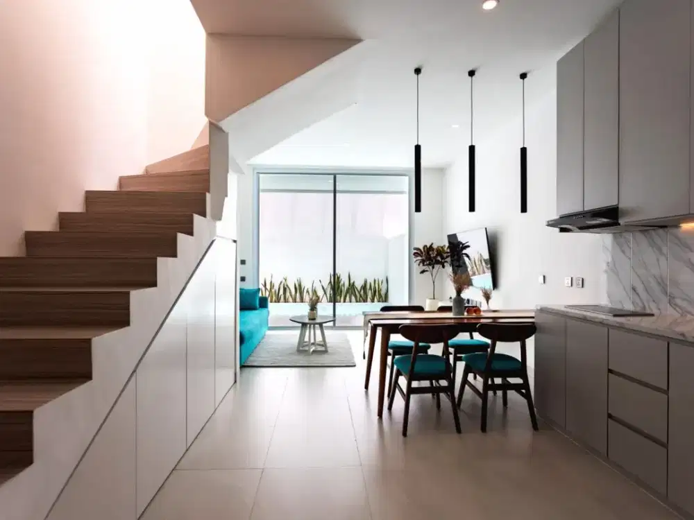 DIJUAL — Townhouse Modern Minimalis 2 Kamar Tidur di SEMINYAK PRIME Hanya 2 Menit ke Pantai (750 meter!) ( RBN / GG / LM )