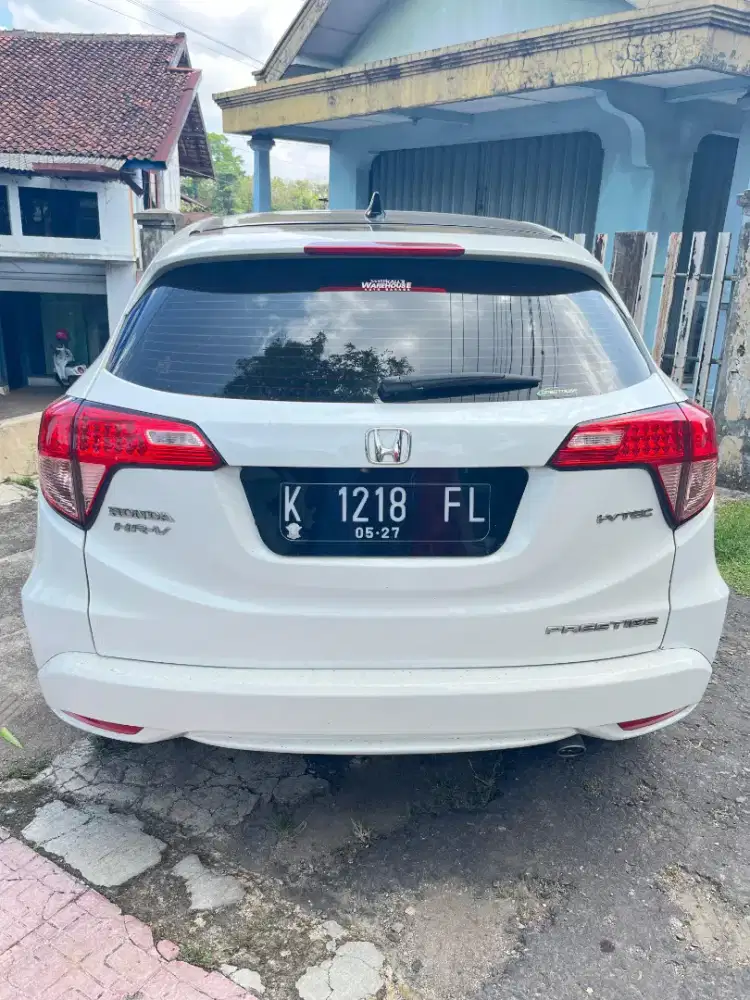 Hrv prestige sunroof