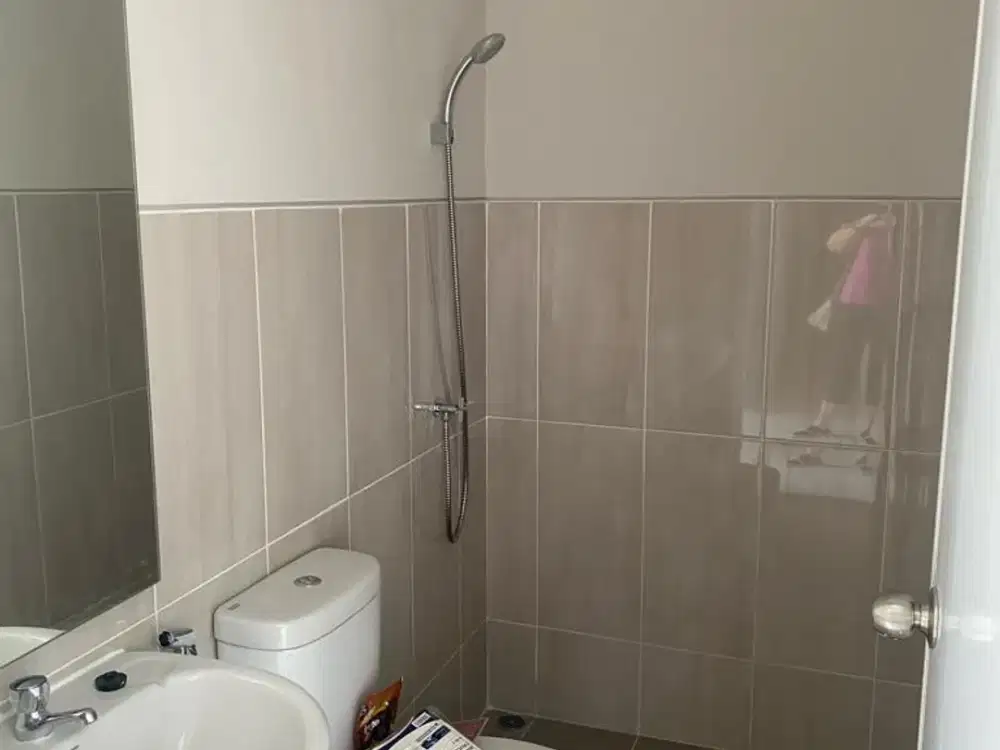 DIJUAL/DISEWAKAN MURAH JARANG ADA RUMAH BARU PARAMOUNT PETALS TANGERANG