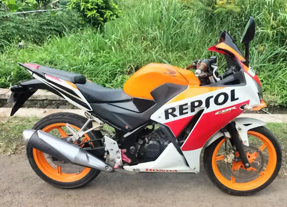 Dijual Harga Termurah Saat Ini: Honda CB150R
