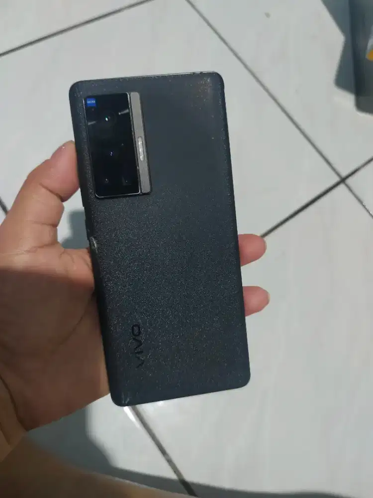 Vivo x70 pro 5G ram 12/256 gb second UNIT ONLY
