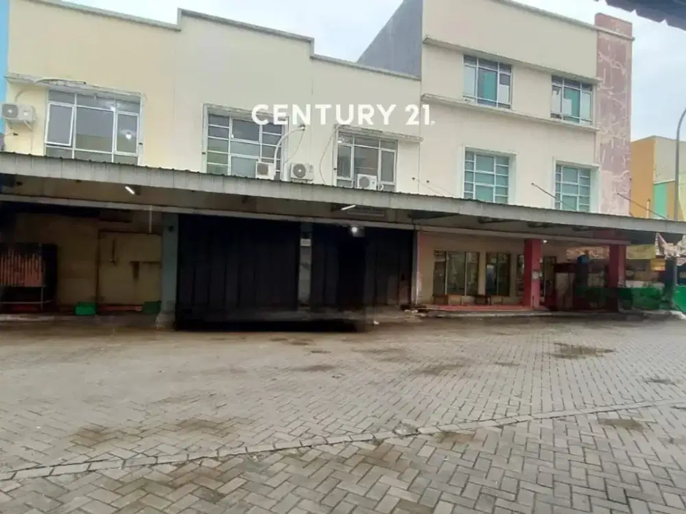 Ruko Gandeng 3 Unit 2 Lantai Siap Pakai Buat Usaha