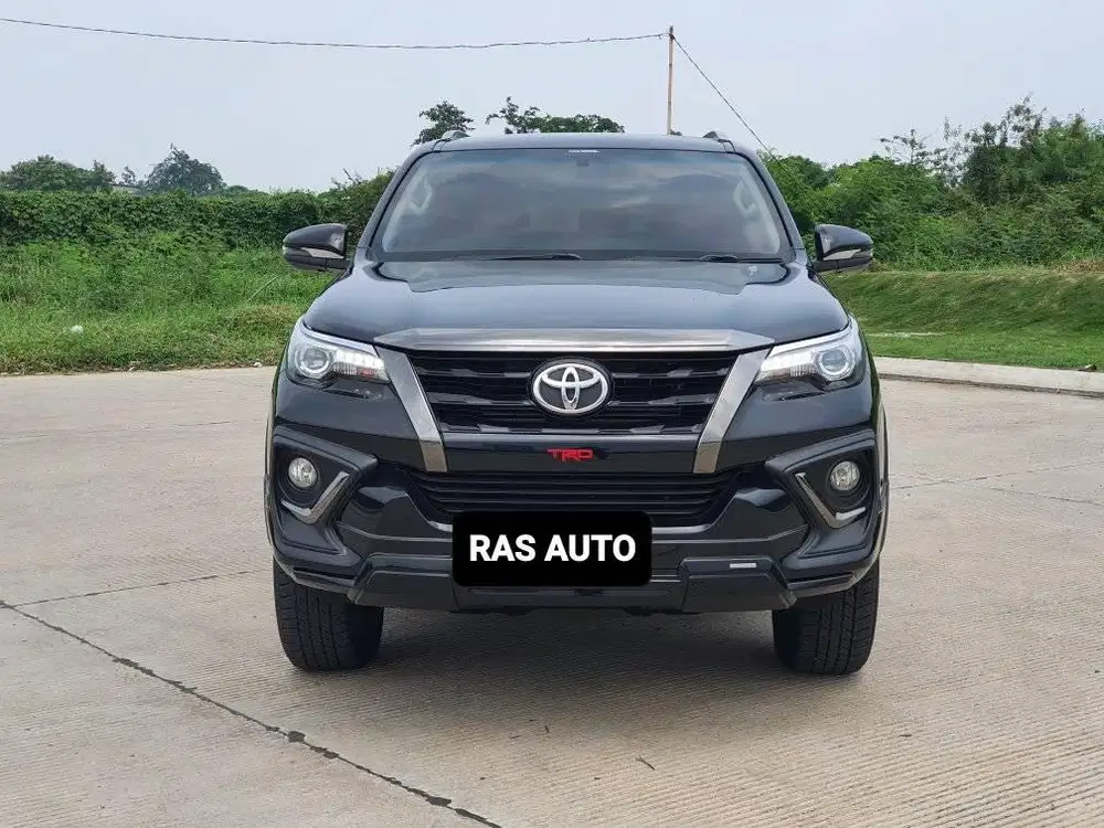 PALING MURAH!  Toyota Fortuner 2.4 VRZ TRD SOLAR 2020 KickSensor Hitam
