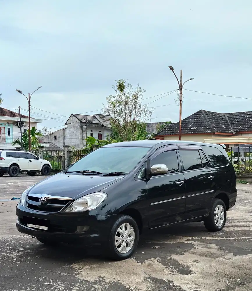 TOYOTA INNOVA V MANUAL BENSIN 2005