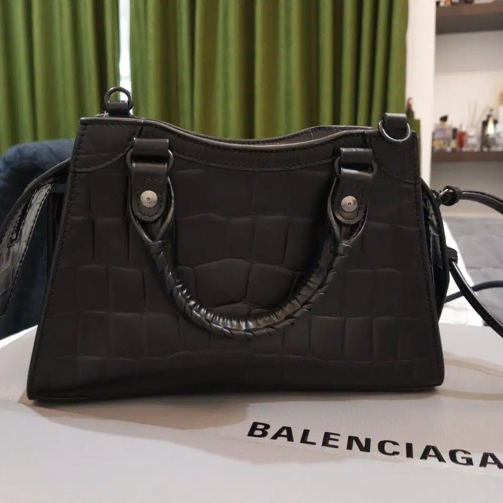 Preloved Balenciaga mini neo classic city black