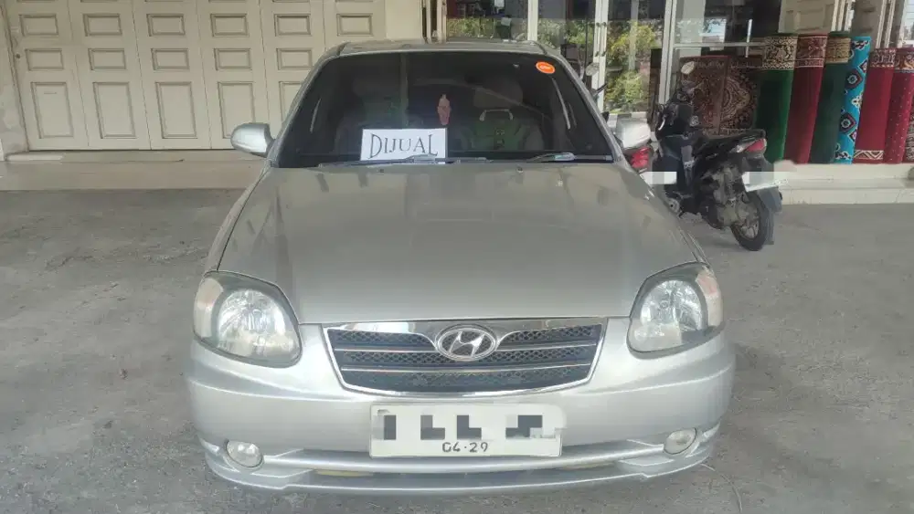 Jual Mobil Hyundai Avega 2011 Silver Metalic, Transmisi Manual (NEGO)