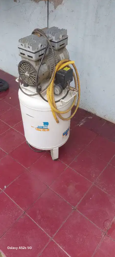 Kompresor angin Swan DRS 210 kapasitas 30liter sangat normal & terawat