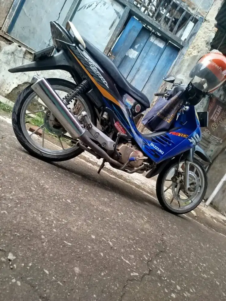 Shogun sp 125 biru