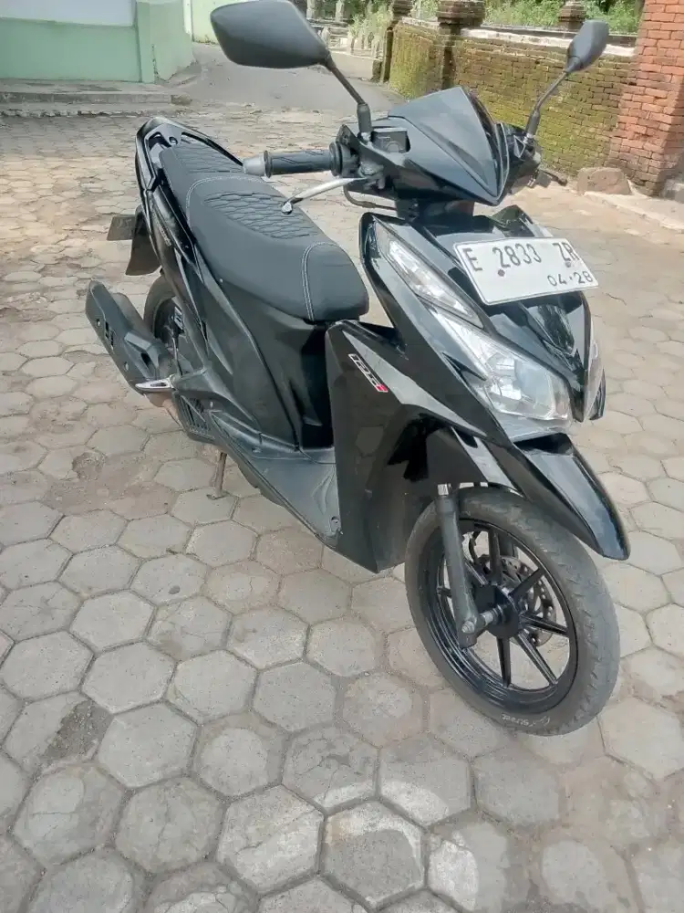 Vario 125 Kzr 2013 plat E Kuningan