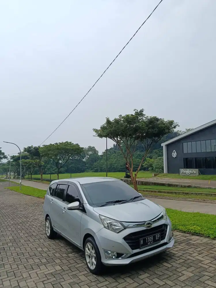 JUAL CEPAT DAIHATSU SIGRA 2017 MATIC (PEMAKAIAN PRIBADI)