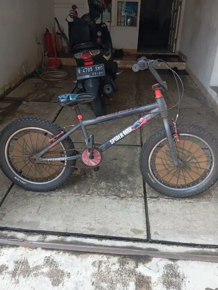 Sepeda BMX merk Power Spider-Man kondisi bagus d bsd