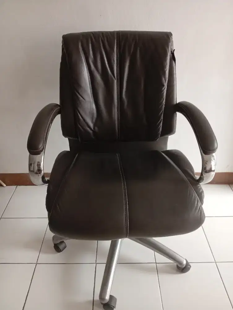 Kursi kantor sandaran tinggi ex informa