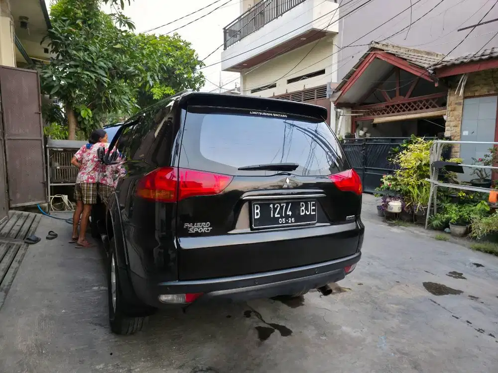 Mitsubishi Pajero Sport Exceed Diesel Solar Matic AT Tahun 2011 , 2012