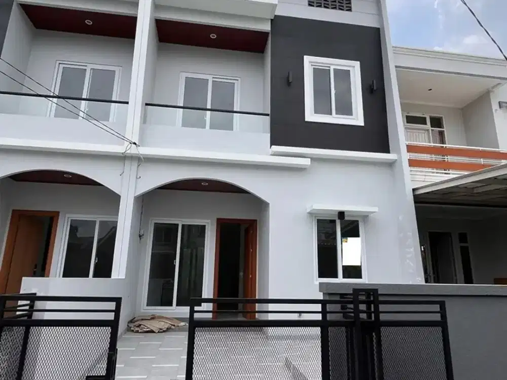 Rumah Strategis 15 Menit ke Gerbang Tol Karawaci 1 Dibantu KPR J-34179