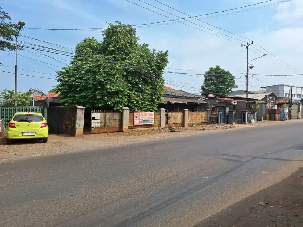 DIJUAL RUMAH DI RAYA CURUG DEKAT SUMMARECON TANGERANG COCOK UNTUK USAHA