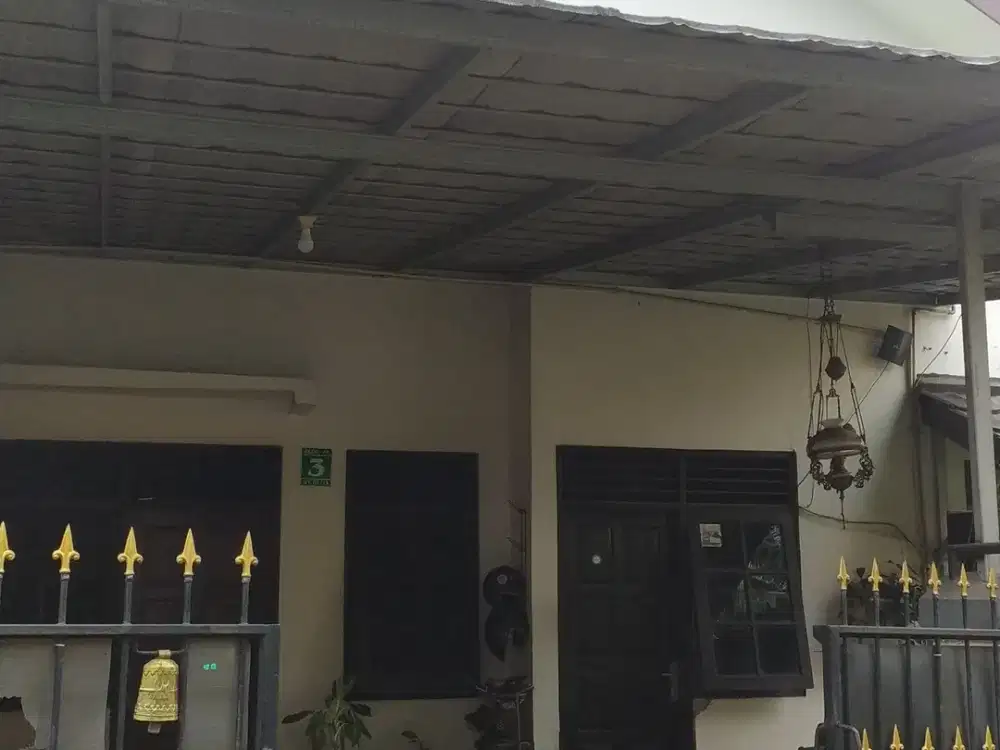 Rumah LT 187 SHM 9 Mnt ke Living Plaza Pamulang Siap KPR J-36223