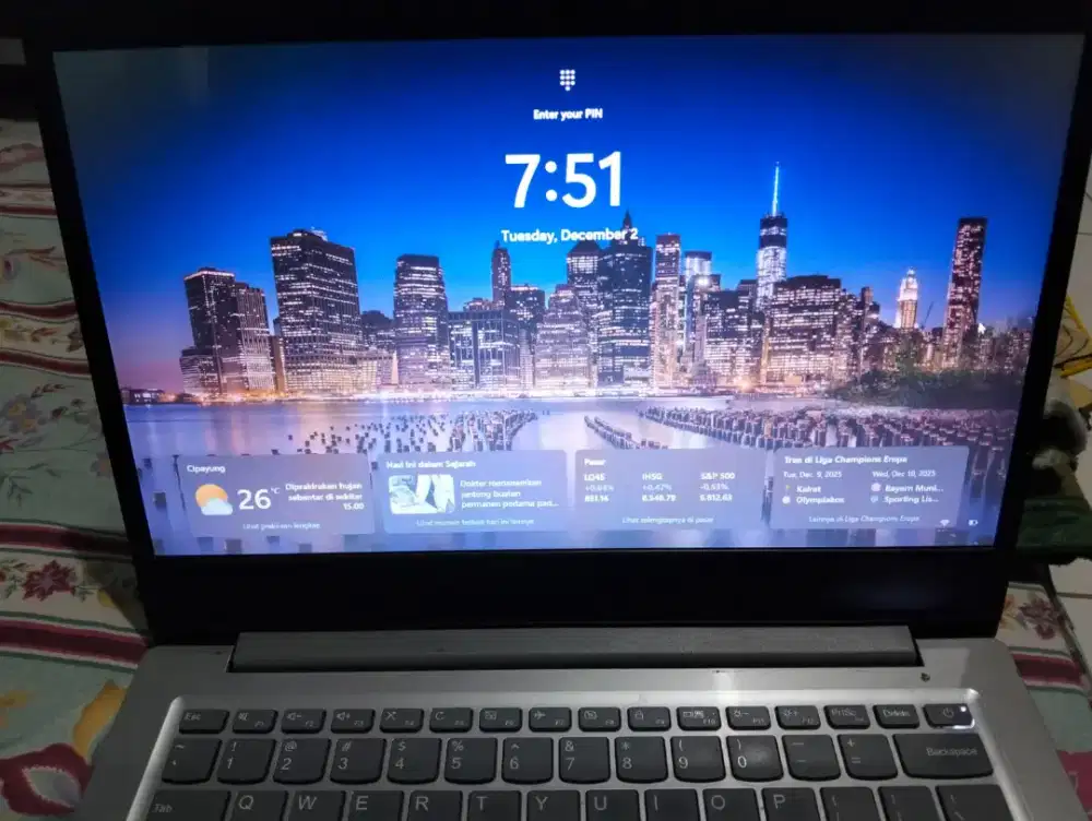 Laptop Lenovo type 81W6, core i5