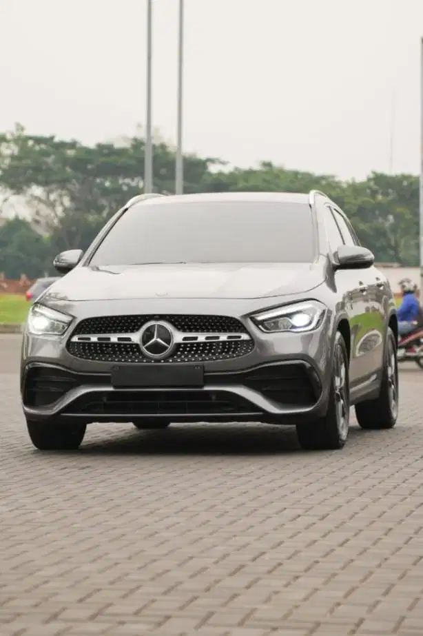 Mercedes Benz GLA200 AMG Facelift Tahun 2022