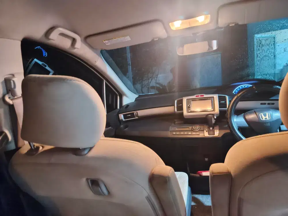 Honda Freed 2012 Bensin
