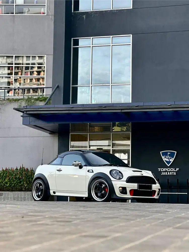 CASH Mini Cooper S Coupe R58 2012 Like New