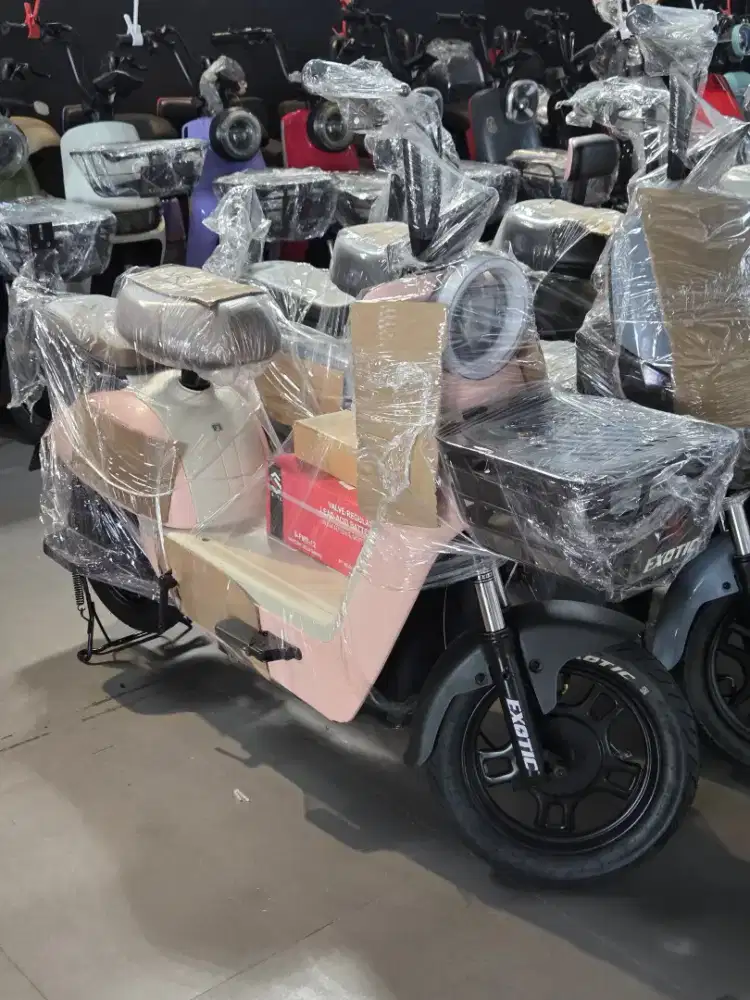 SEPEDA LISTRIK EXOTIC EV 928