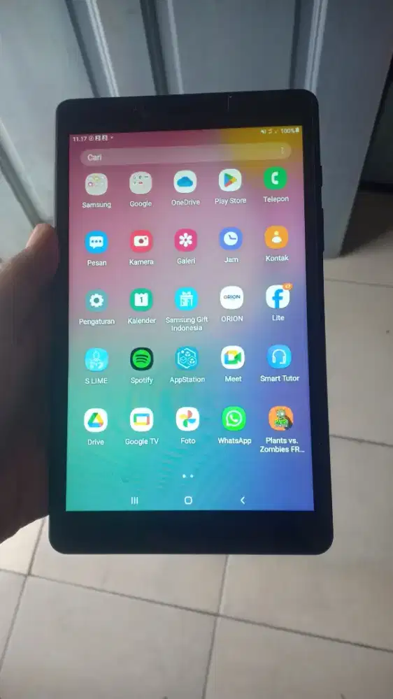 Tab samsung A8 internal 32gb. Batangan, normal mulus, baterai awet