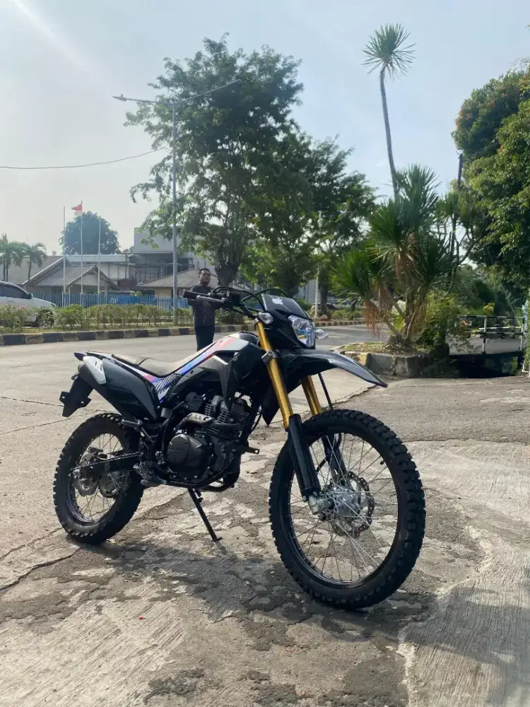 Jual ban copotan crf 2025 (ban luar + dalam )