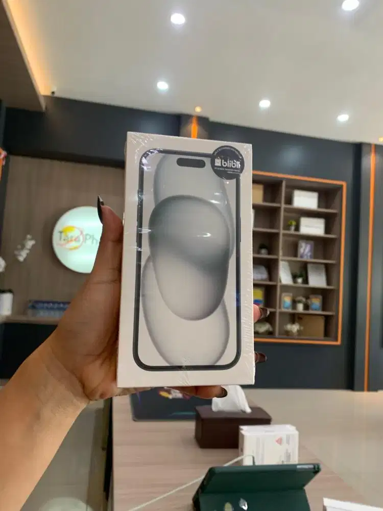 IPHONE 15 128GB BLACK BRAND NEW