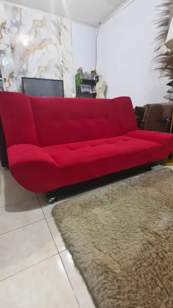 Sofa bed merah mulus