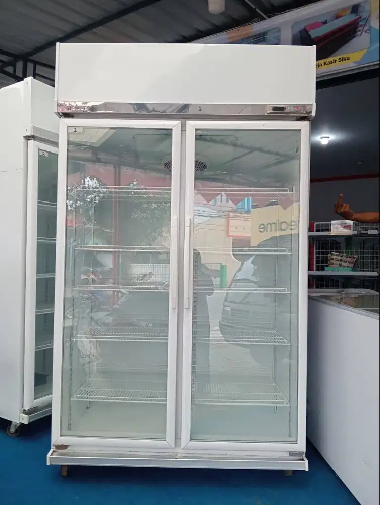 Showcase / chiller bekas murah merk Panasonic 1000L normal orisinil