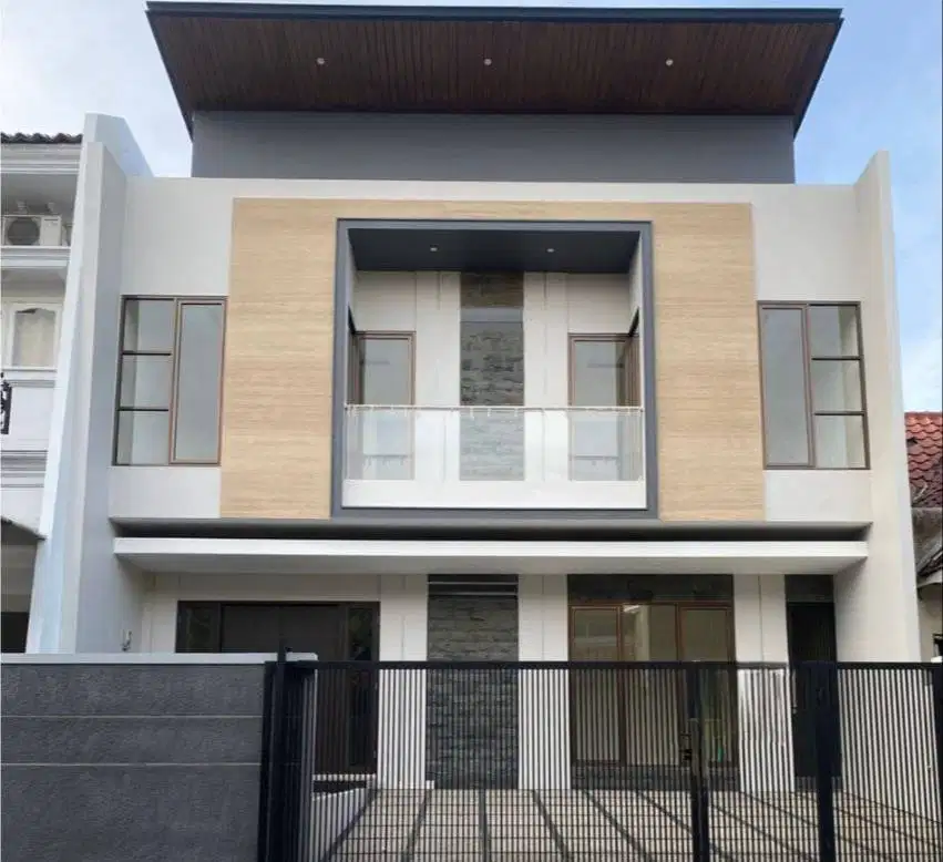 DIJUAL RUMAH CITRALAND UTAMA CLUSTER INTERNATIONAL VILLAGE LANGKA