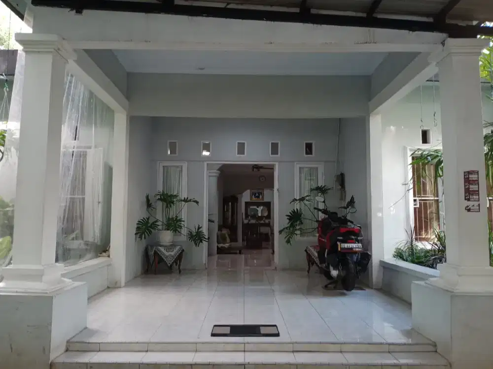 Rumah tengah kota Makassar