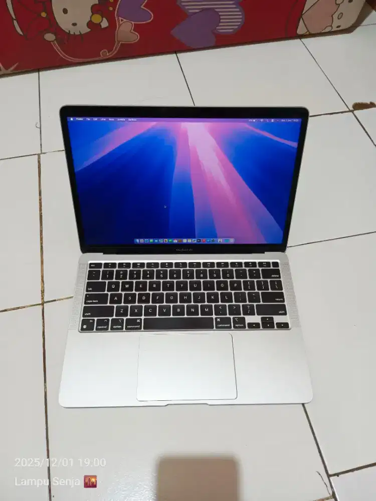 Macbook Air M1 8/128