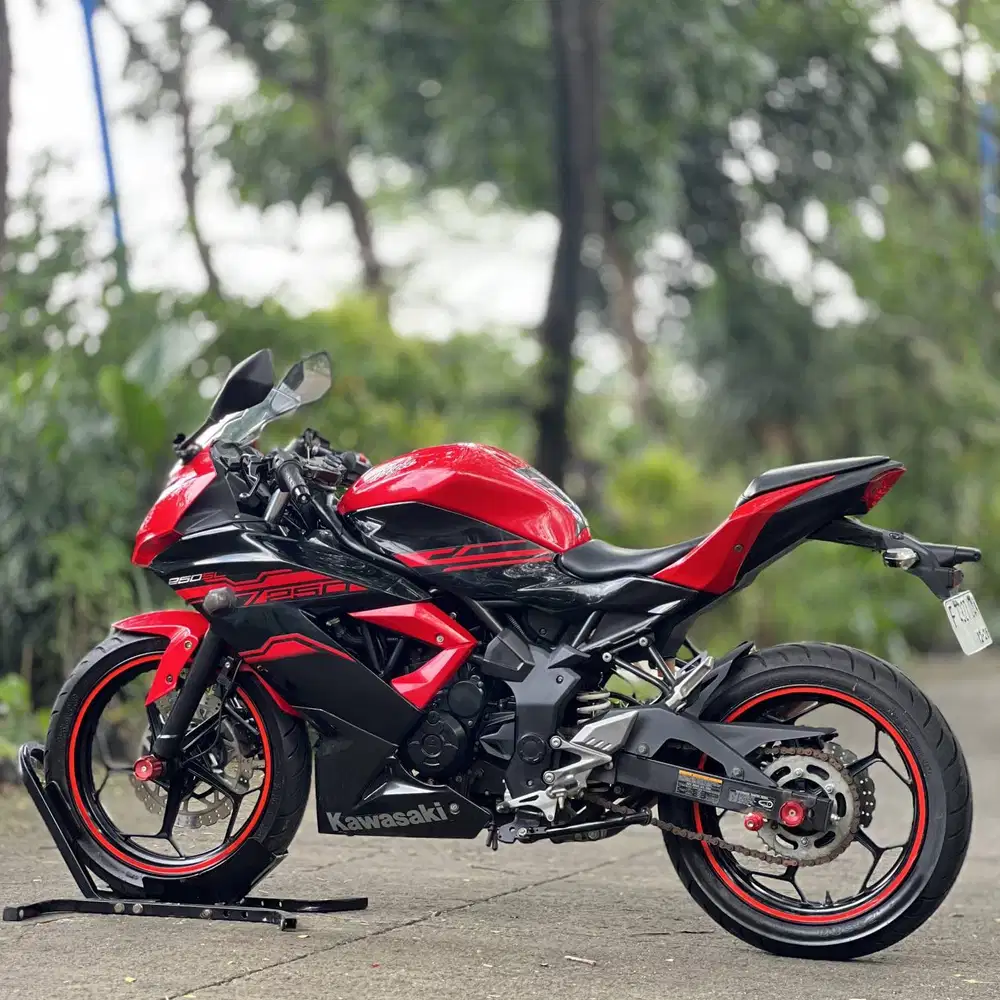 KAWASAKI NINJA 250 MONO SL MERAH 2016 KM 15K PAJAK HIDUP LIKE NEW