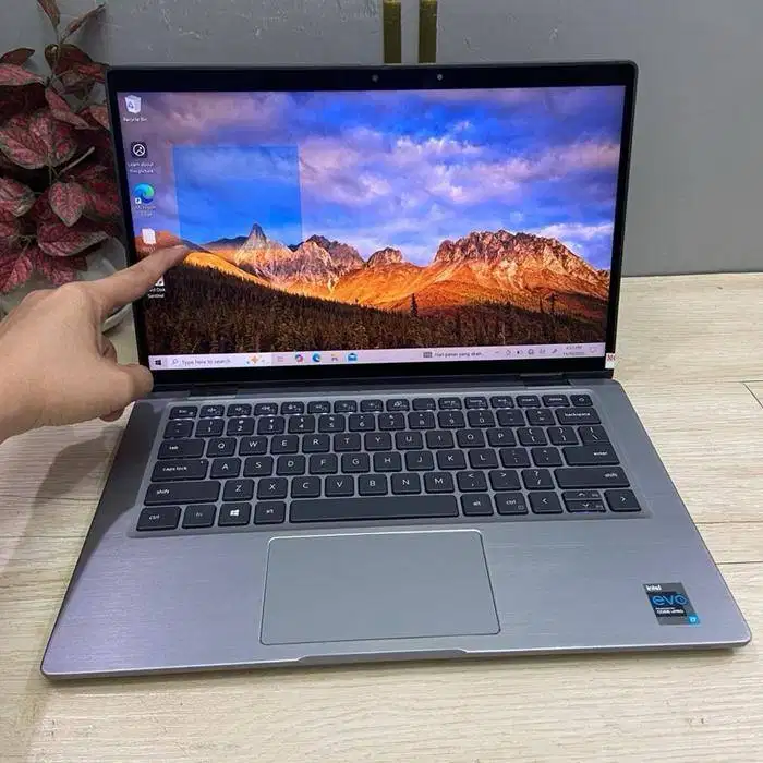 Laptop Dell Latitude 7320 Core i7-1165G7 16GB 13.3inch N-ETM