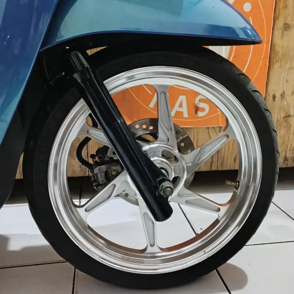 Veleg CND DELKEVIC CNC SCOPPY&BEAT RING 14