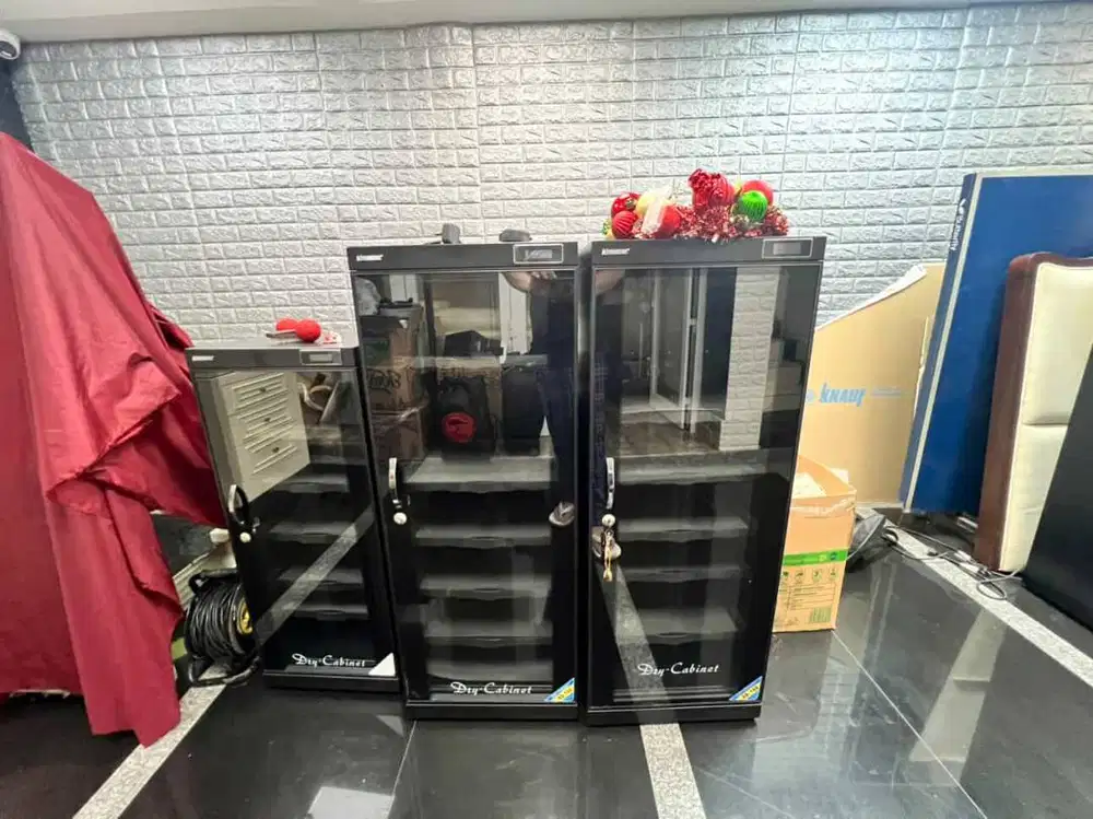 Dry Cabinet Krisbow lengkap dari Tinggi 160, 120 dan 100