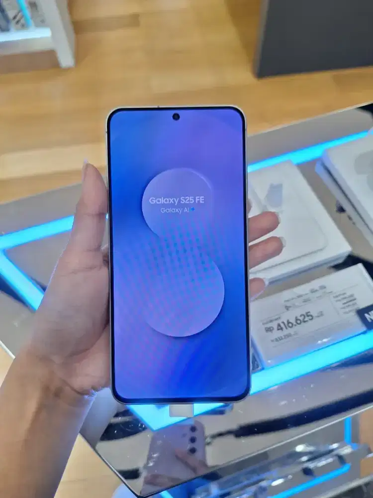 SAMSUNG GALAXY S25 FE
