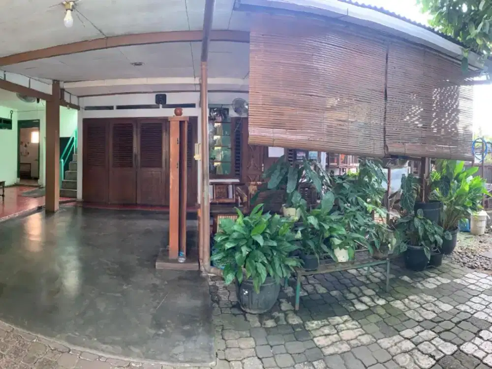 Dijual Rumah Lokasi Strategis di Jl. Dr. Wahidin Semarang