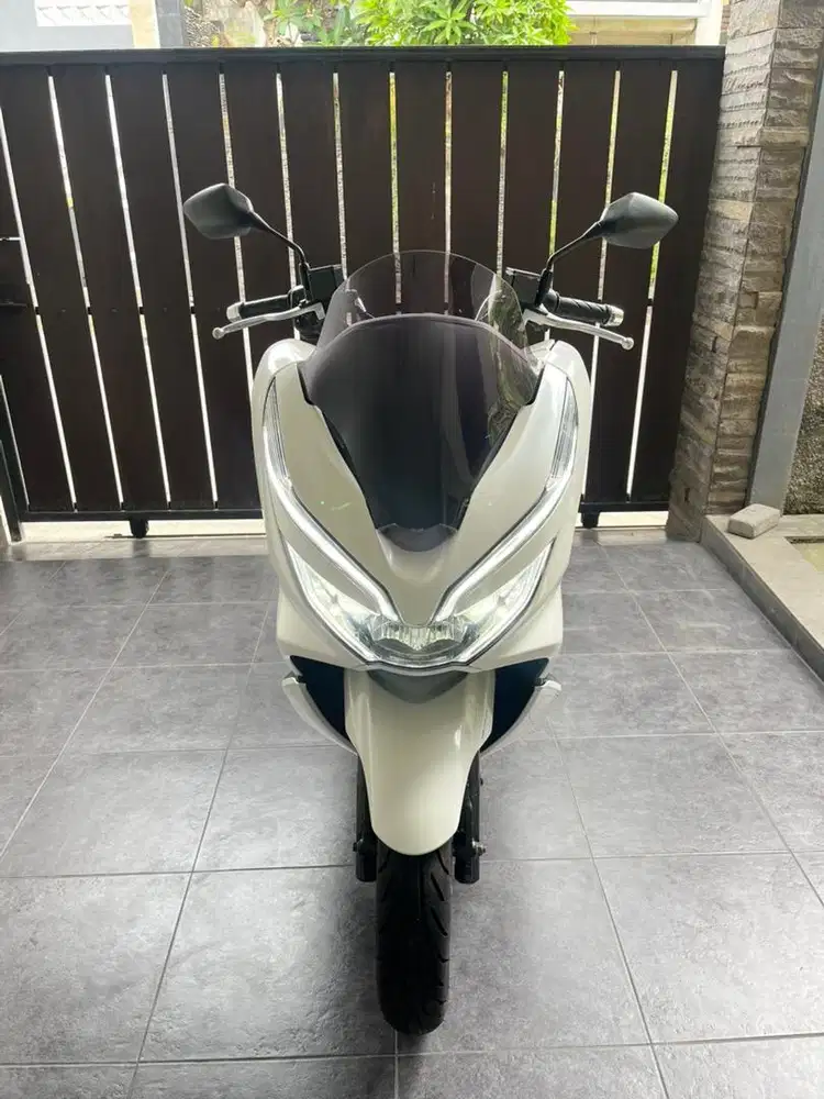 DIJUAL PCX ABS PUTIH 2020