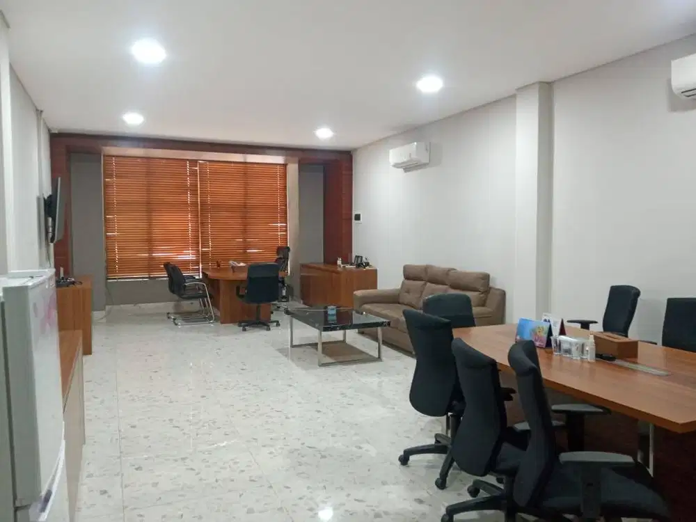 Ruko di Danau Sunter Selatan ( Komplek Royal Sunter )