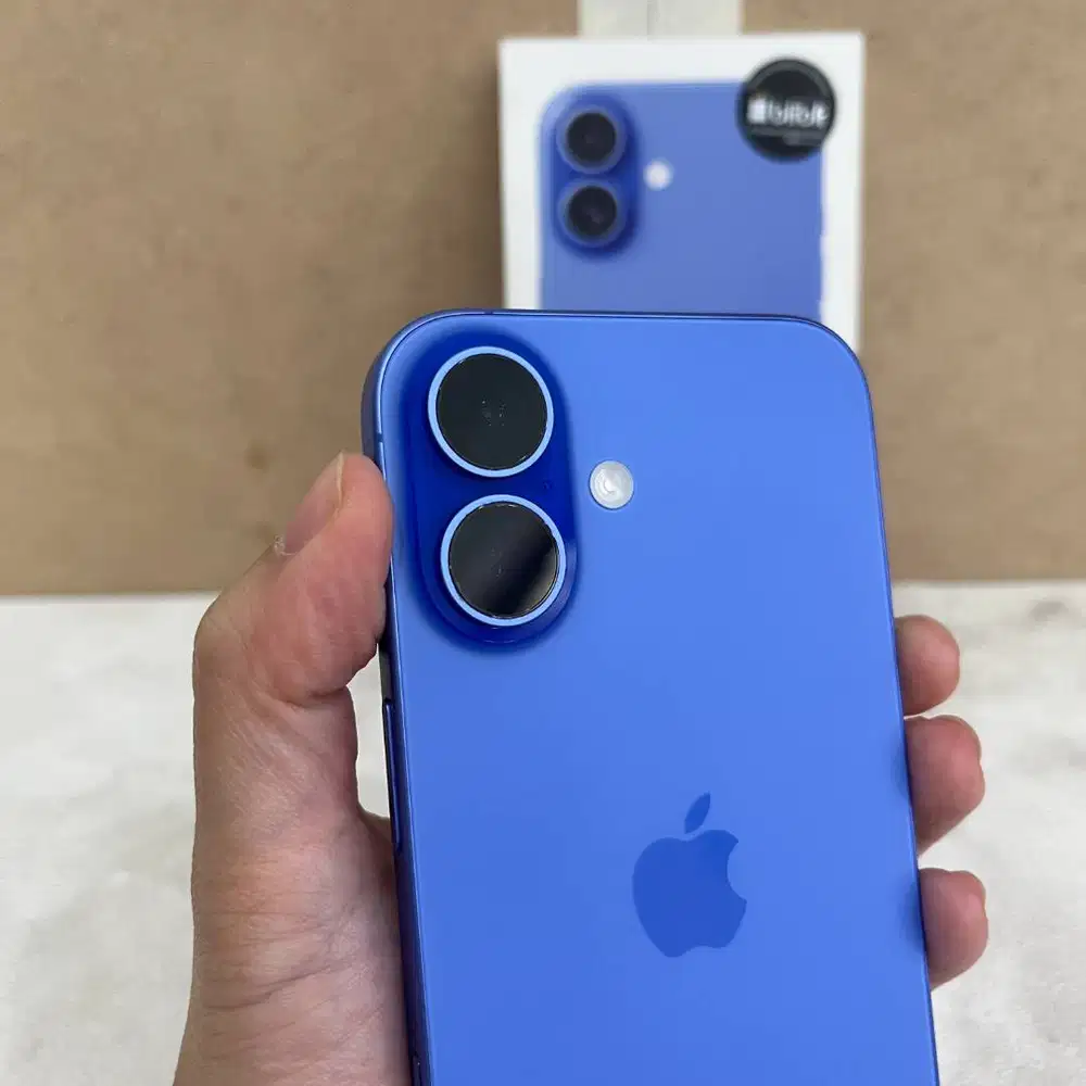 iPhone 16 128GB Ultramarine Fullset resmi mulus Garansi ON