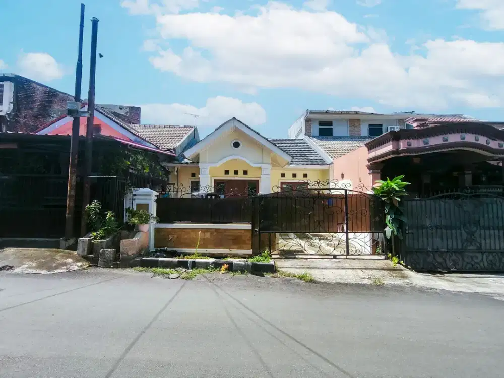 Rumah 1 Lt SHM 15 Menit ke RS Citra Medika Depok Siap Renov J-32031