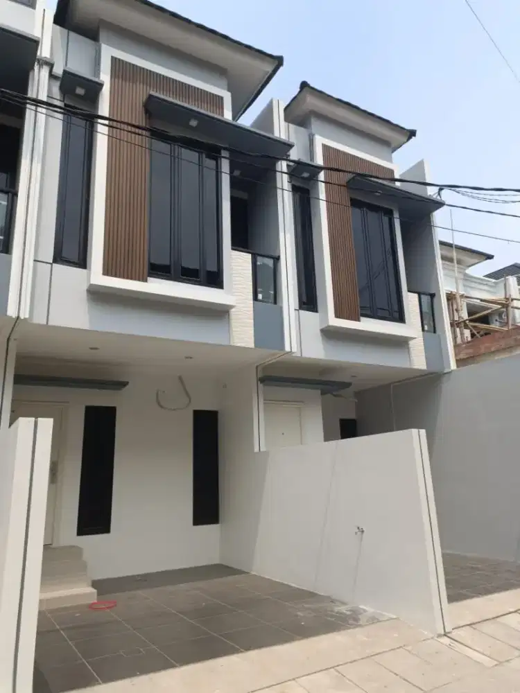 Rumah Baru Murah 2 lantai di Jalan Lagura Cempaka Putih Timur