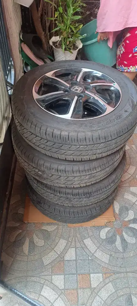 Jual Ban Dunlop Bawaan Brio Ring 14 2025