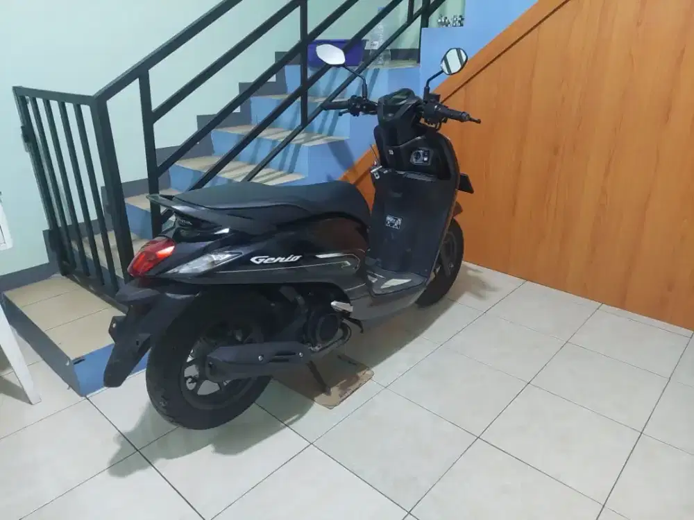 Bismillah jual cepat motor kesayangan Honda Genio 2022 low Km